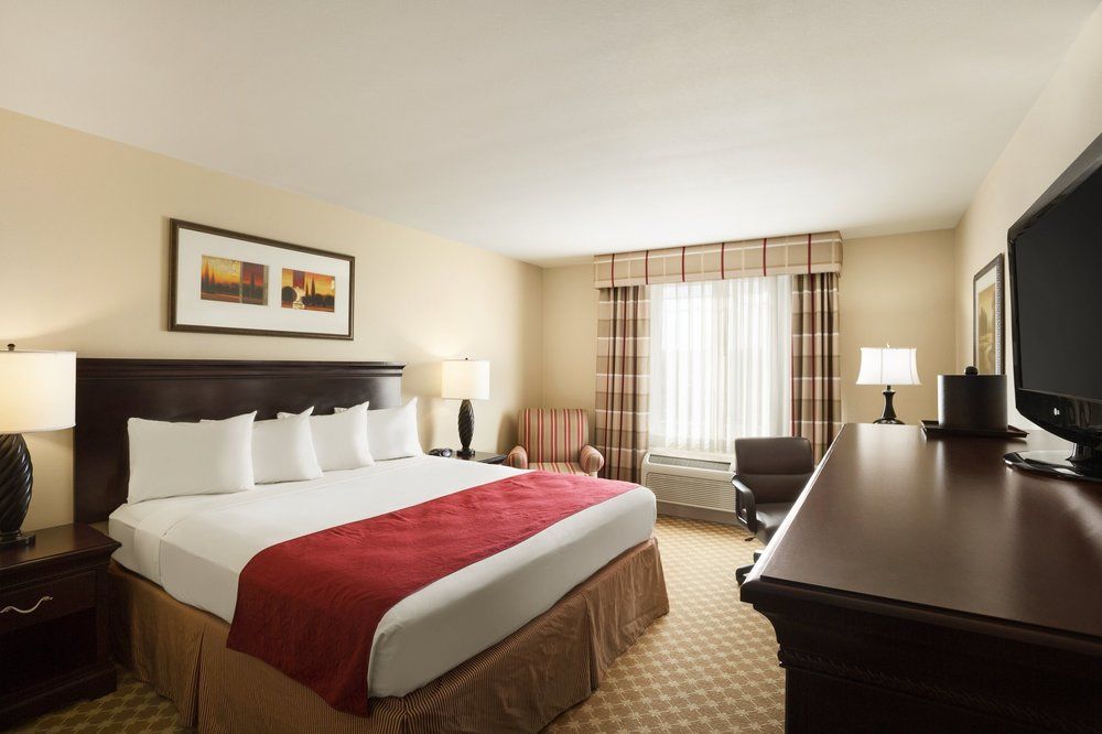 Country Inn & Suites By Radisson, Kansas City At Village West, Ks Bonner Springs エクステリア 写真